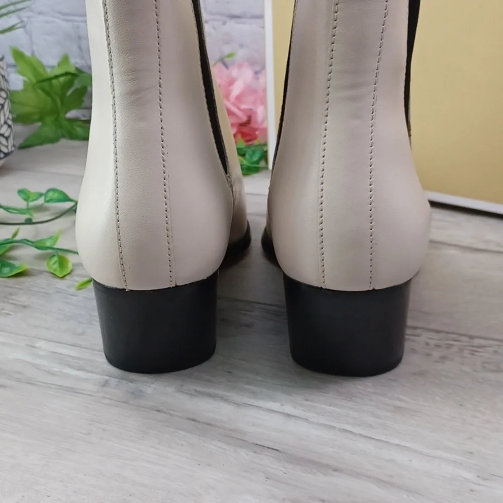 Michael Kors Kinlee Bootie NIB